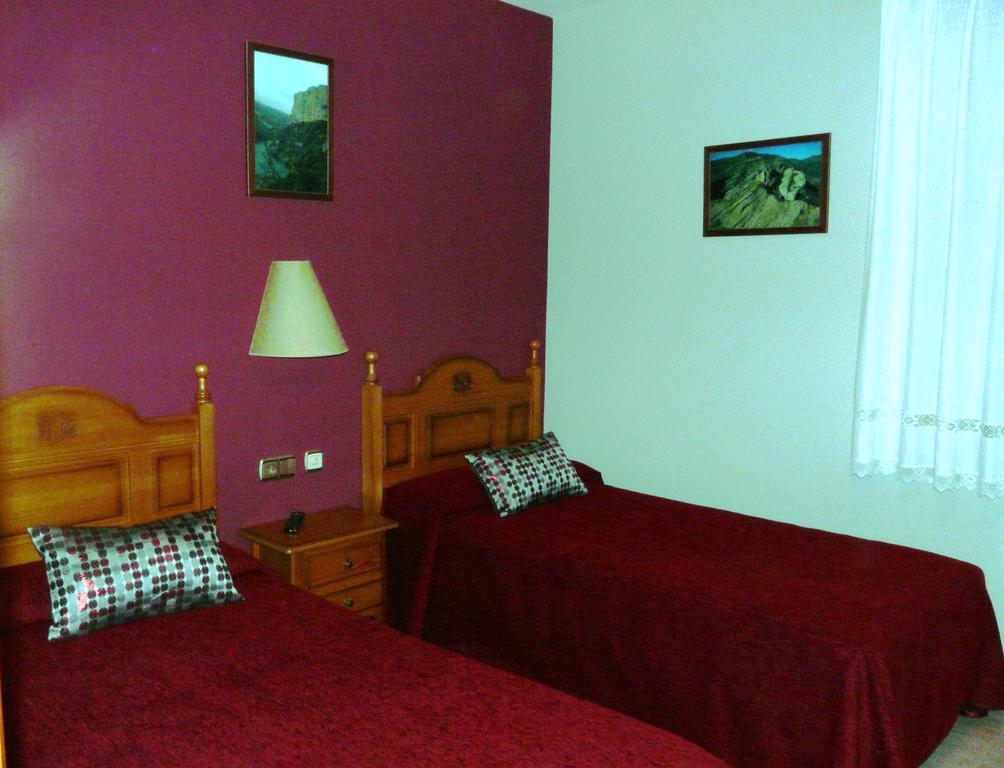 Hostal Rural Casa Castro Alberuela de la Liena Dış mekan fotoğraf
