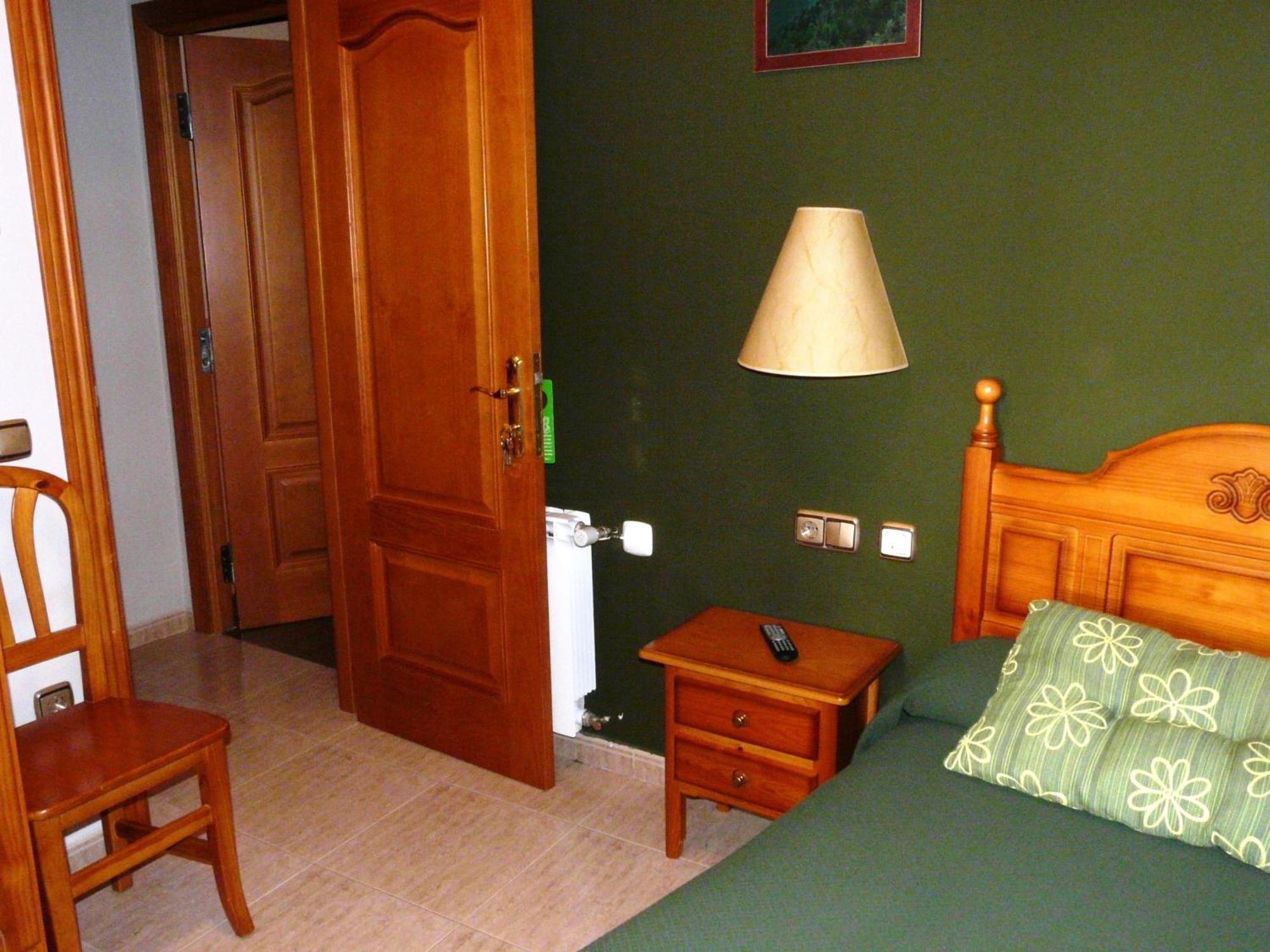 Hostal Rural Casa Castro Alberuela de la Liena Oda fotoğraf